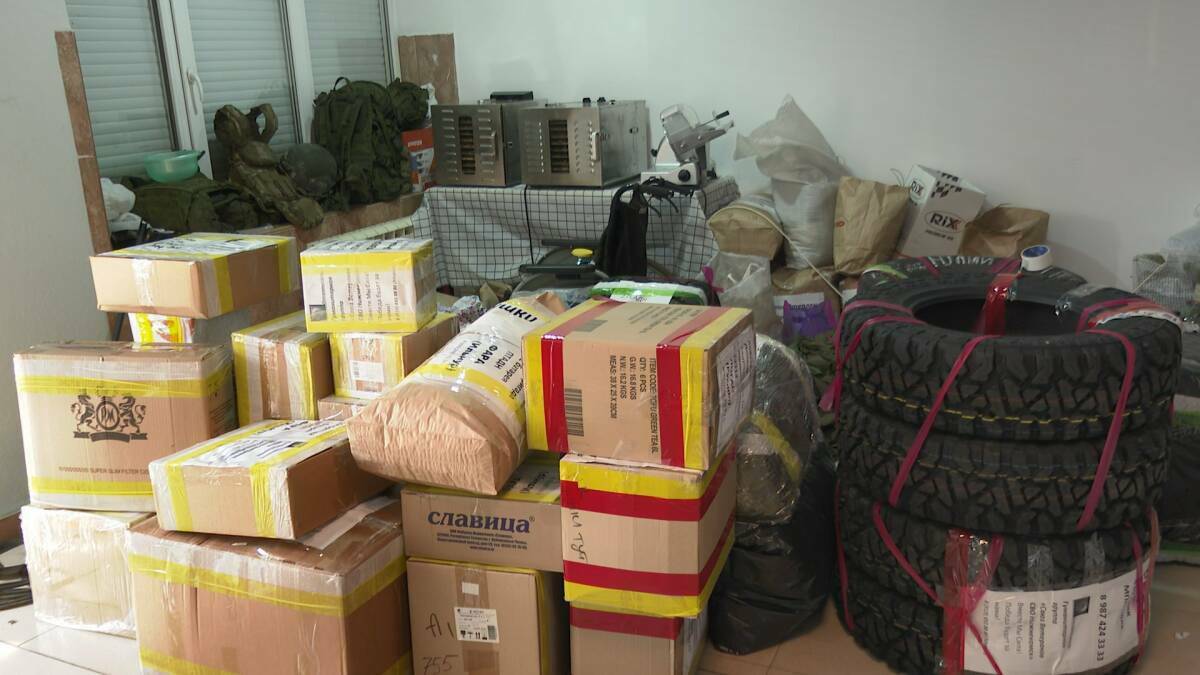 В Нижнекамске собрали очередную партию гуманитарной помощи для бойцов СВО