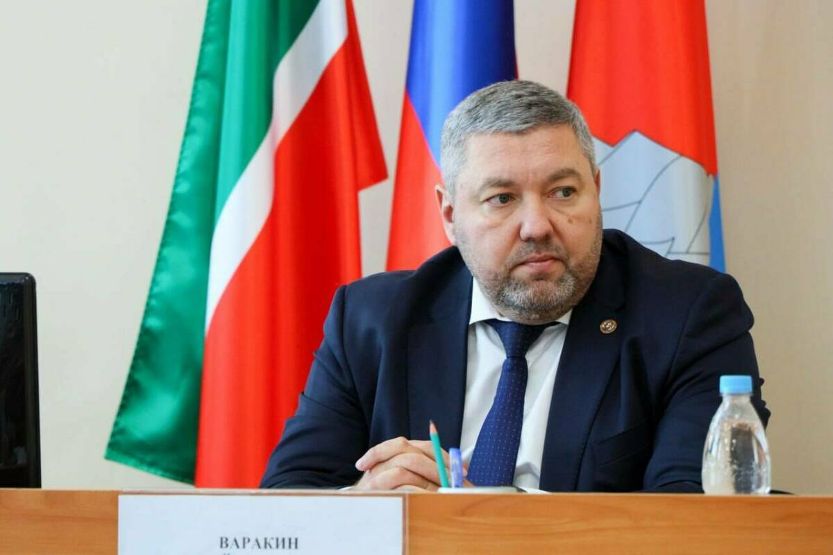 Глава Верхнеуслонского района поздравил земляков с Днем республики