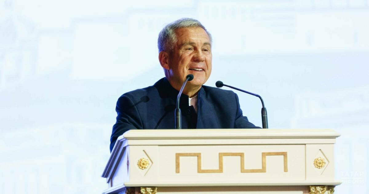 Рөстәм Миңнеханов Казанда Борис Тихомиров исемендәге яңа сквер ачты