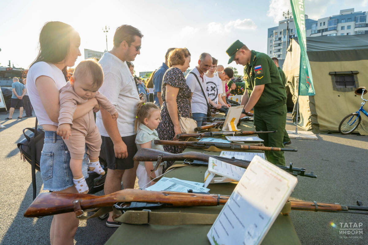 Жителям Казани покажут оружие и проведут мастер-классы на акции «Вступай в Армию Победы!»