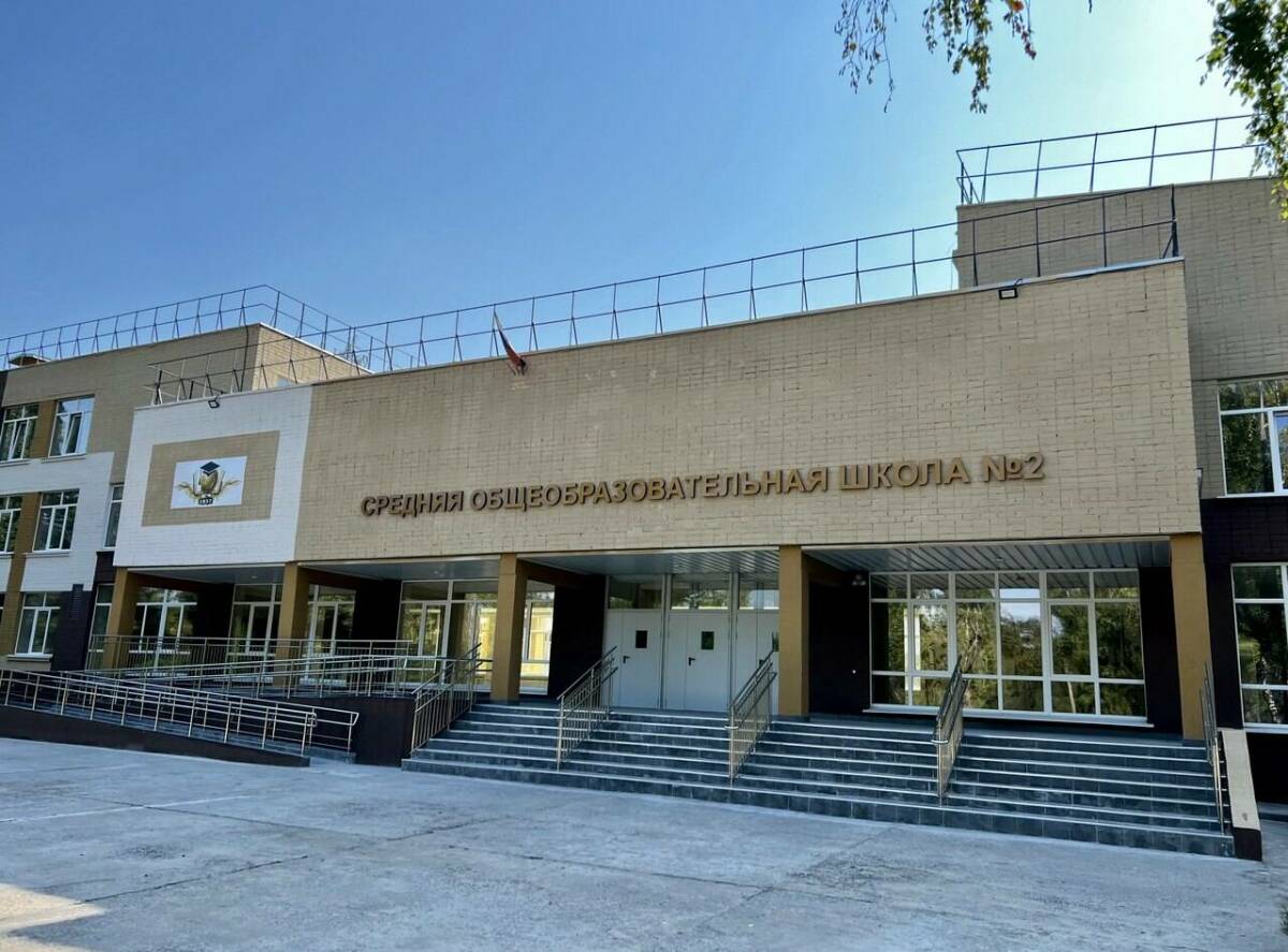 Для школьников Лисичанска и Рубежного учебный год начался с поздравлений от Татарстана