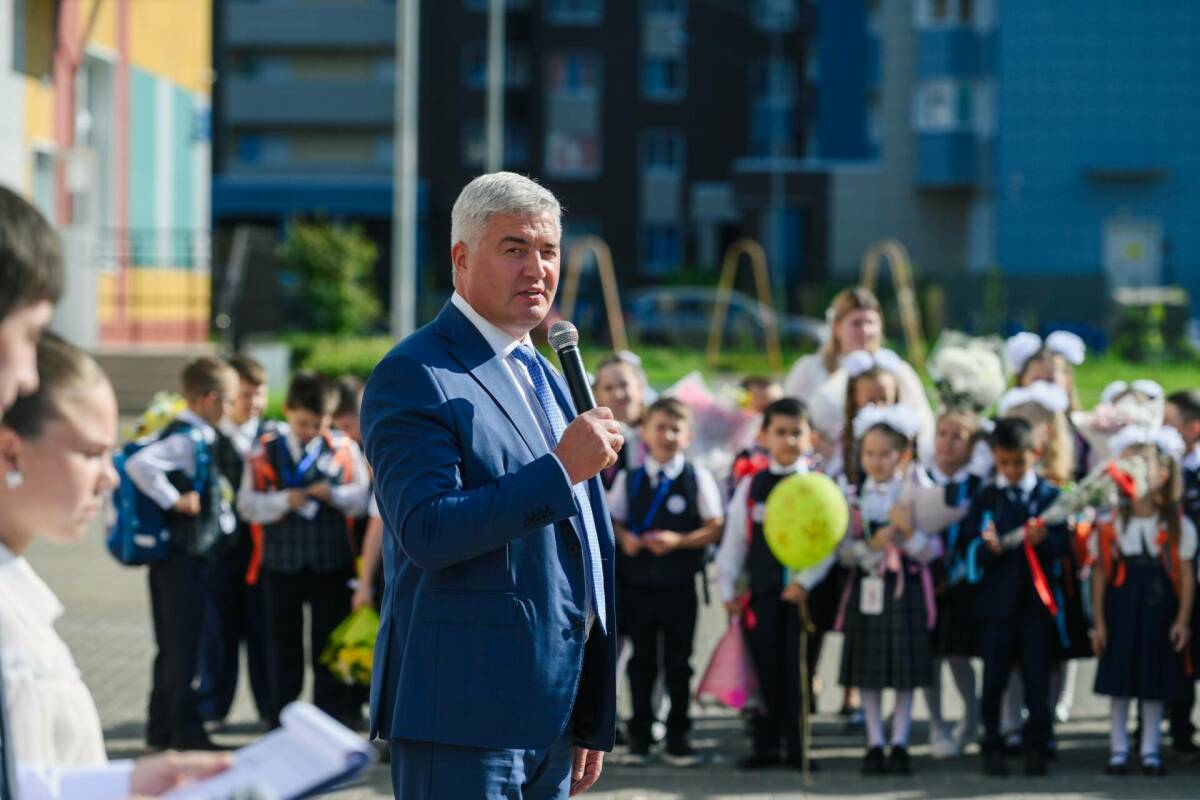 Гендиректор «Казаньоргсинтеза» поделился опытом с учащимися профильного СИБУР-класса