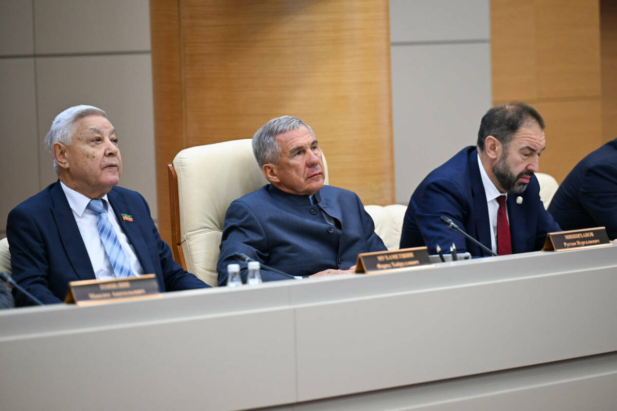 Рустам Минниханов: Бюджет муниципалитетов следует принять без дефицита