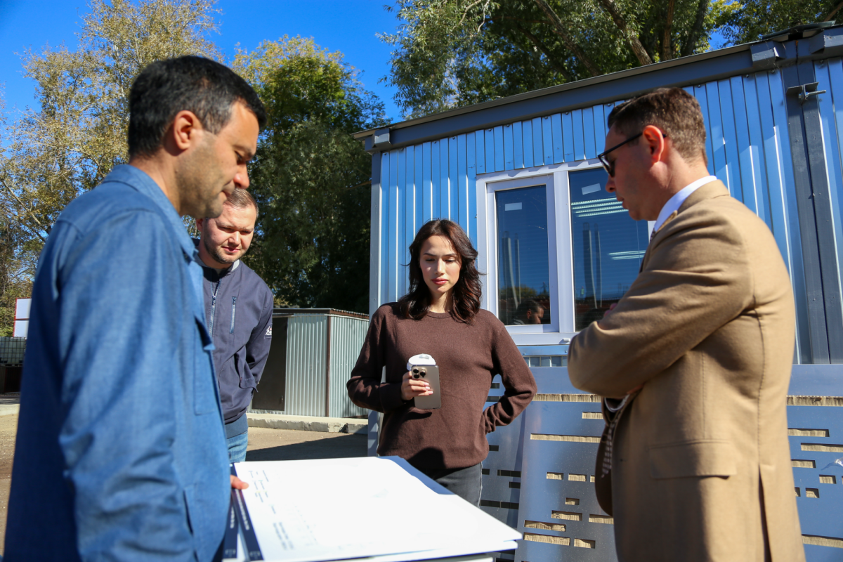 Алина Загитова ознакомилась с ходом строительства Центра фигурного катания