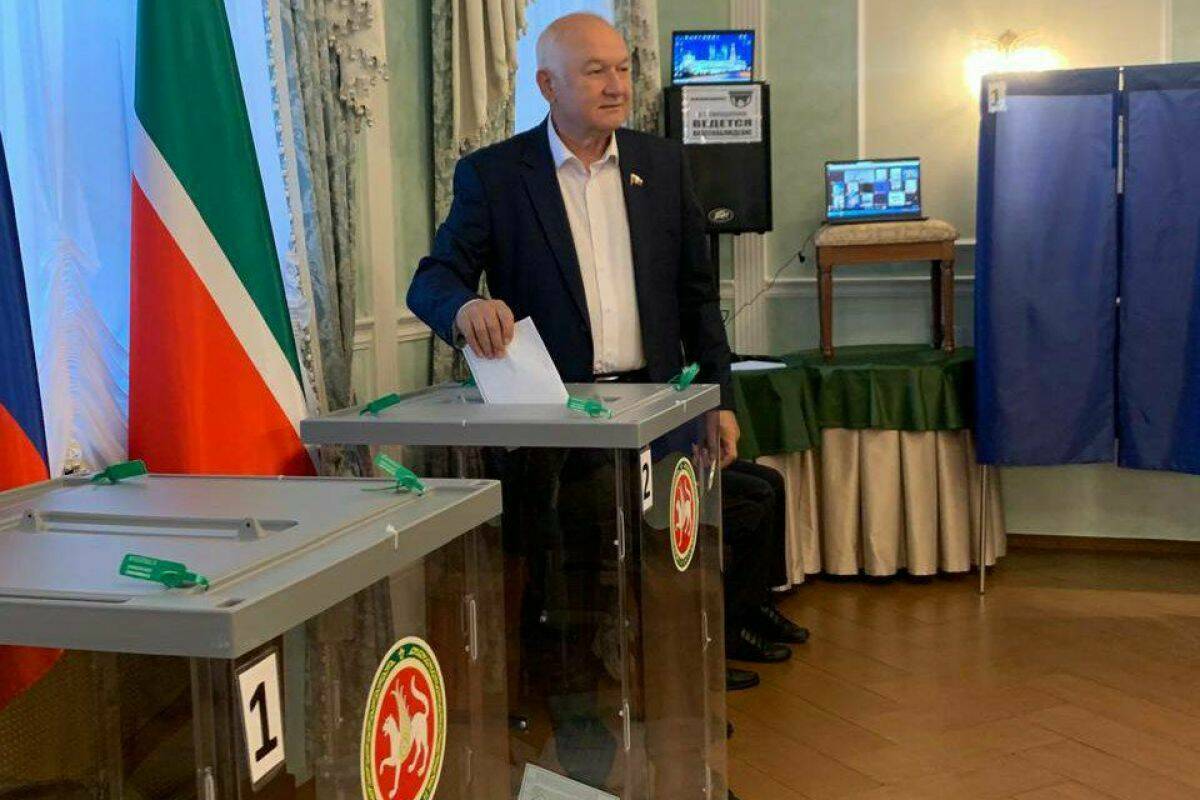 Ильдар Гильмутдинов проголосовал в Москве на выборах Раиса Татарстана