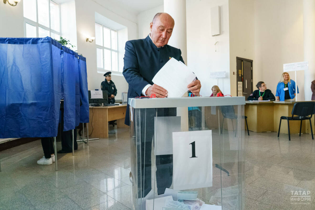 Ахметов: Сегодня мы голосуем за достойное будущее нашего народа и процветание Татарстана