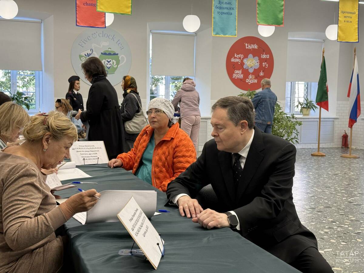 Татарстан буенча баш федераль инспектор Виктор Демидов булачак Рәис өчен үз тавышын бирде