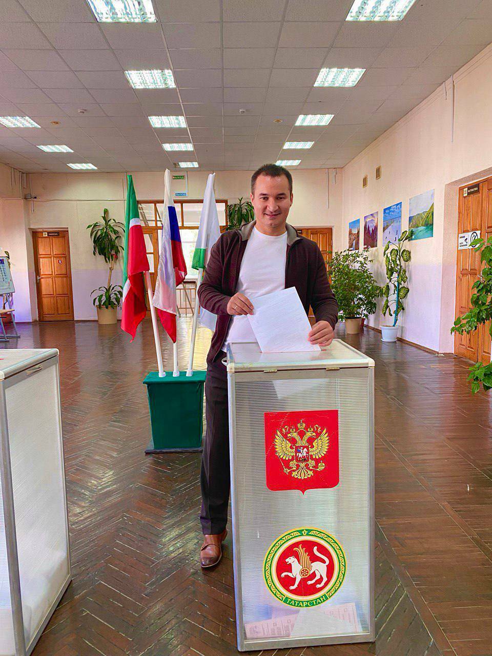 Ринат Садыков проголосовал на выборах Раиса Татарстана