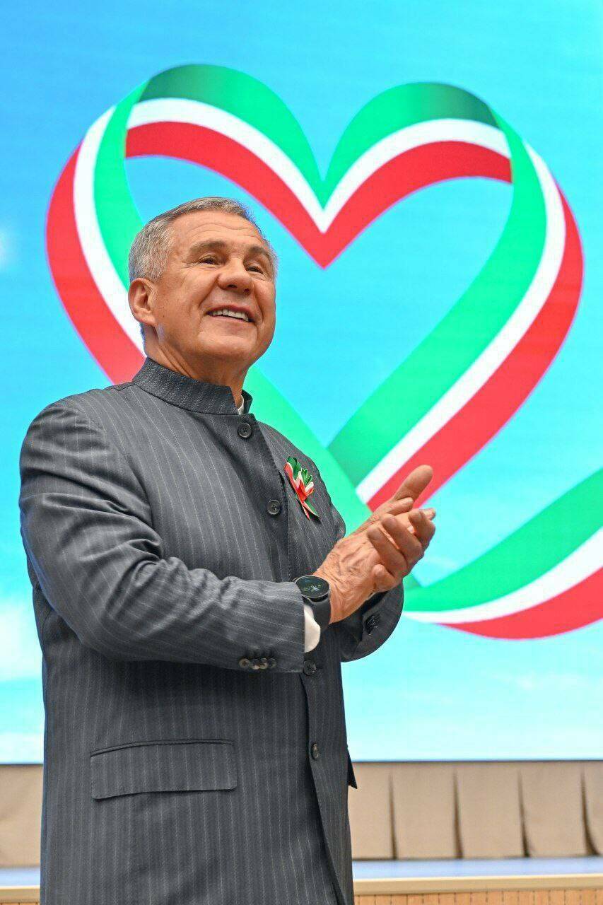 Рустам Минниханов поблагодарил татарстанцев за победу на выборах Раиса РТ