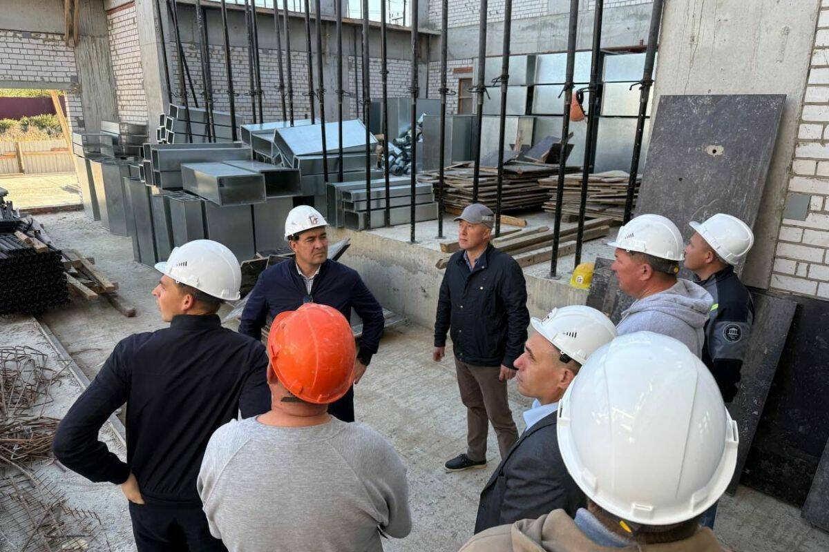 В четырех районах РТ проверили ход строительства и капремонта объектов народной программы