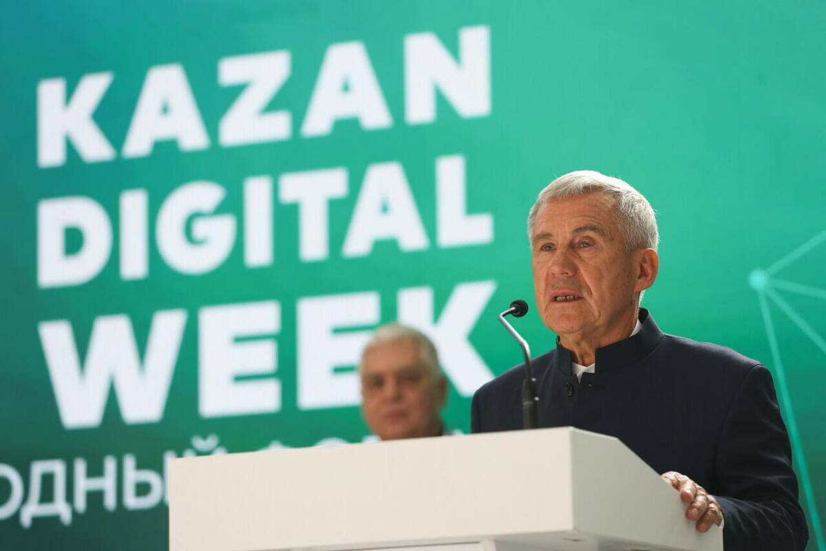 Рустам Минниханов на KDW 2025: IT-отрасль стала одной из ключевых в экономике Татарстана