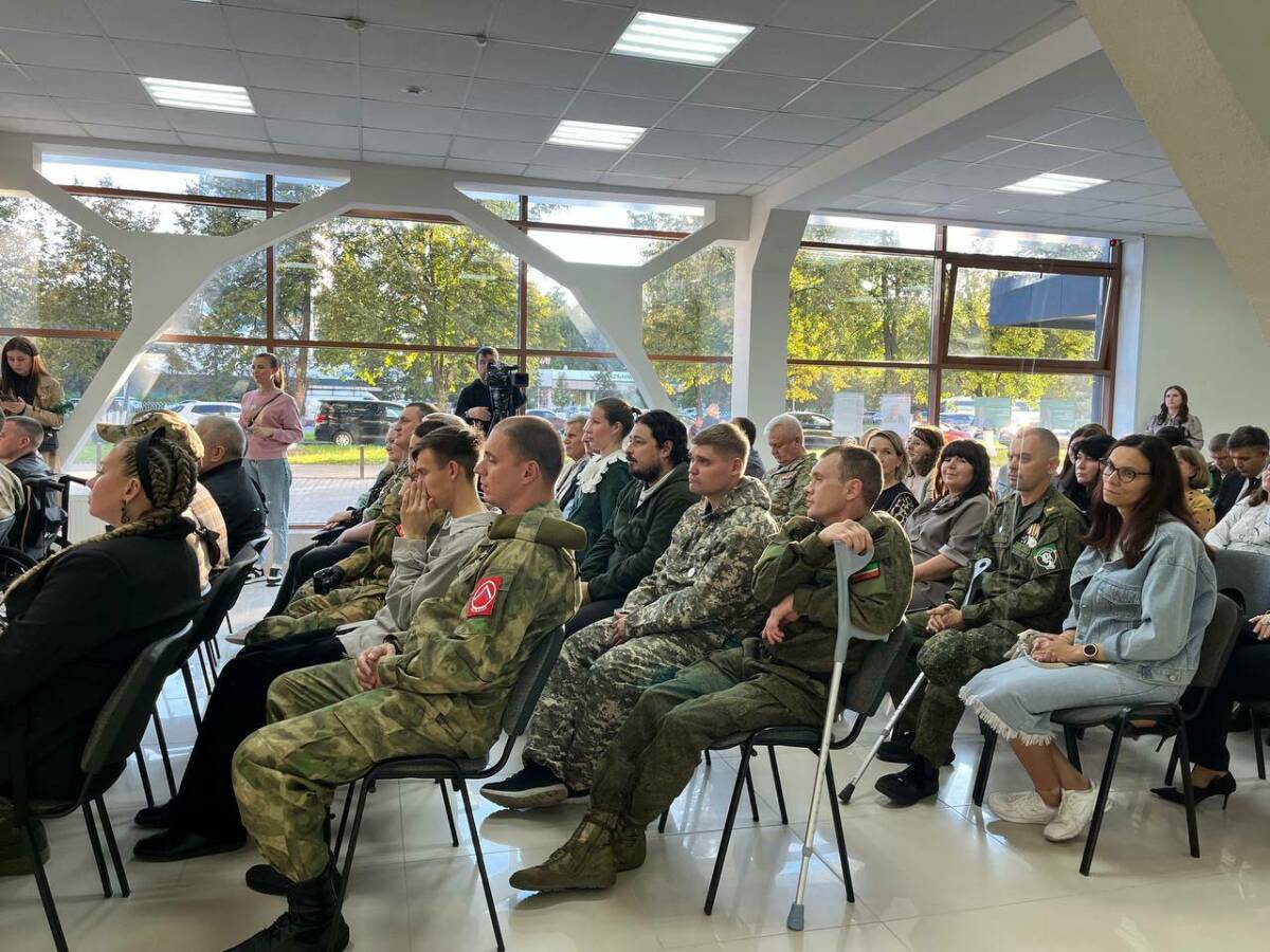 «Учиться никогда не поздно»: в Челнах бойцы СВО осваивают новые профессии