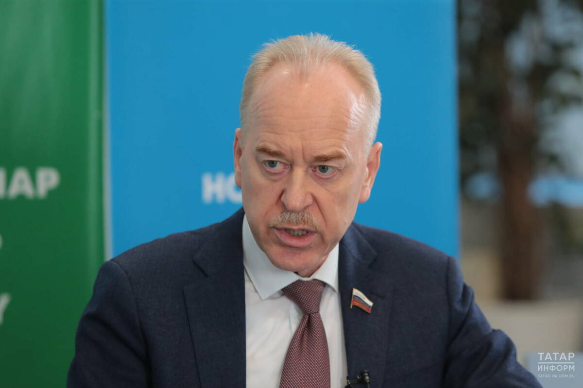 Александр Терентьев возвращается из Совета Федерации в Казанский Кремль