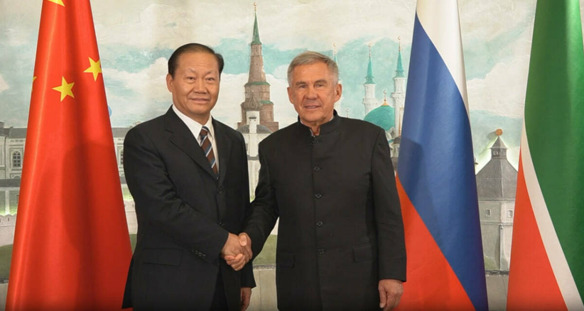 Рустам Минниханов и Пэн Цинхуа обсудили развитие российско-китайских отношений