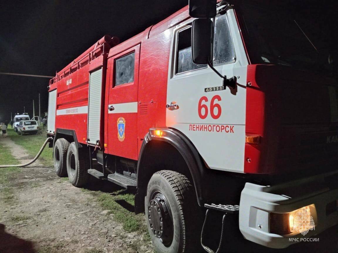 На пожаре в частном доме в Лениногорском районе погибла женщина