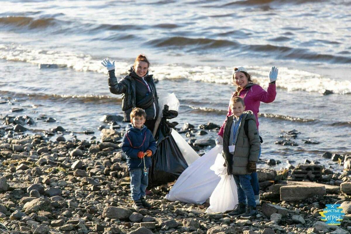 Казань присоединилась к экопроекту «Сберегаем пляжи вместе» от Сбера и «Чистых Игр»