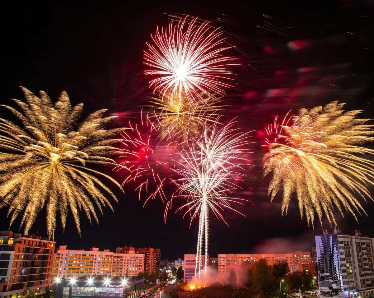 Песни, танцы и салют: более 30 тысяч человек посетили День города в Нижнекамске