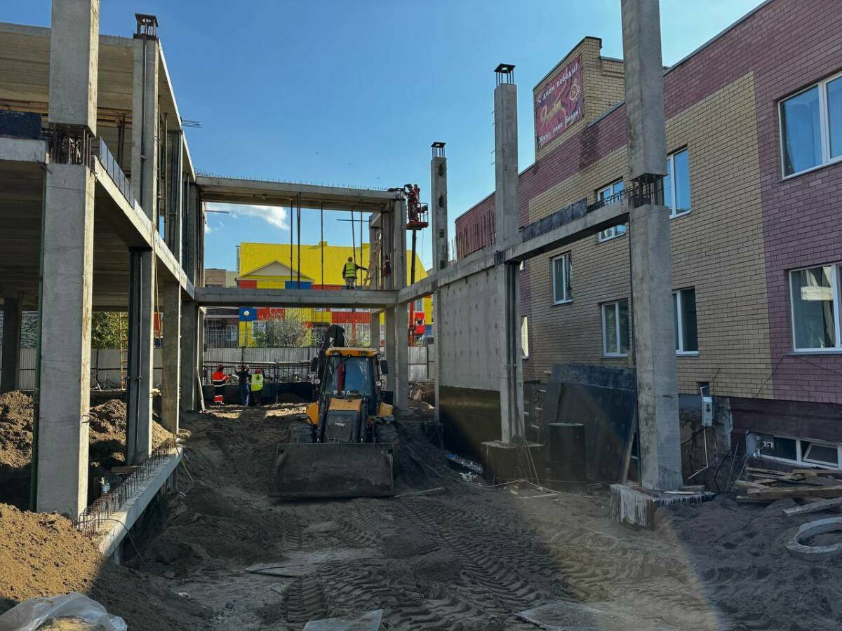 В Менделеевске началось строительство мелководного бассейна