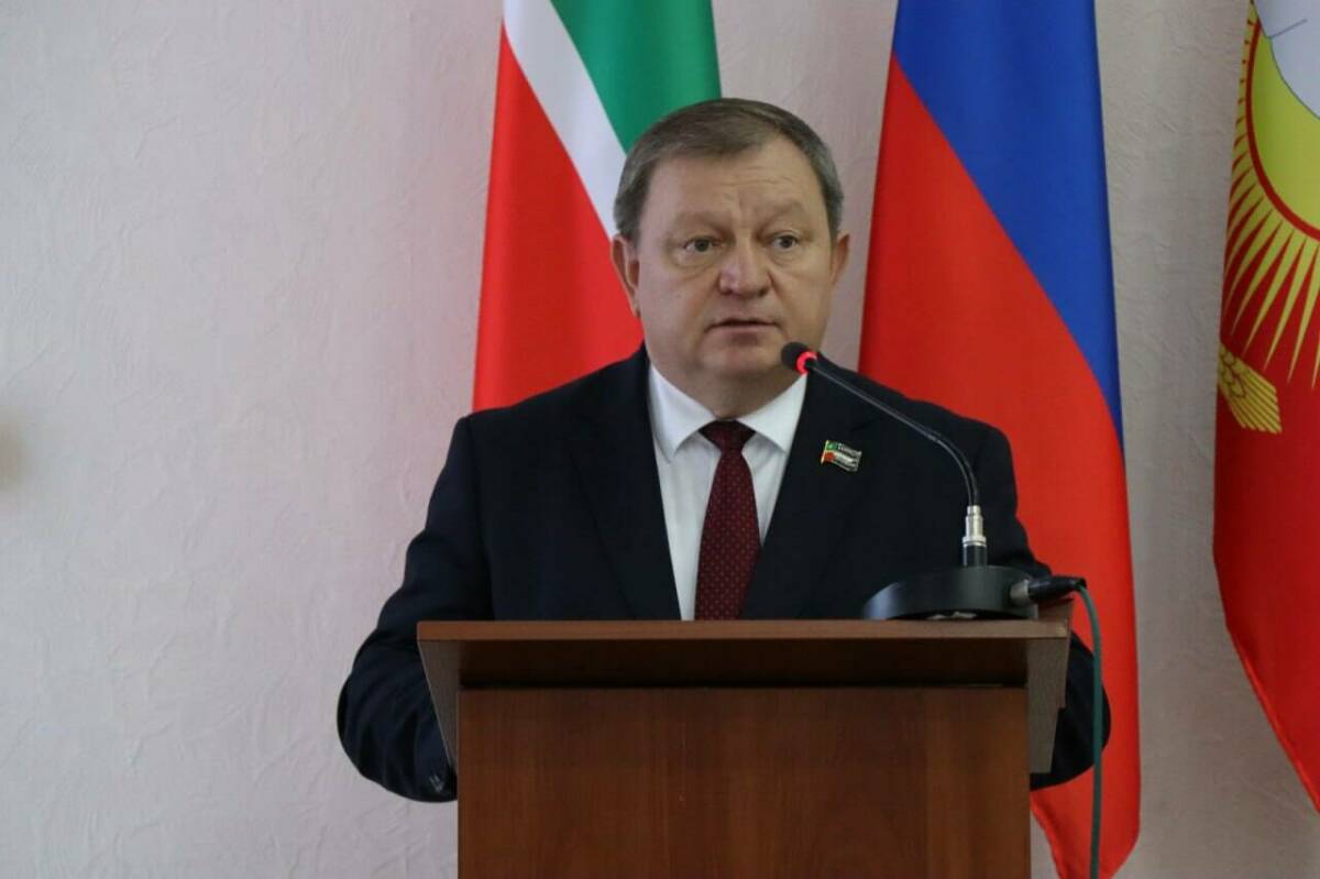 Депутаты выбрали Дамира Ишкинеева главой Нурлатского района