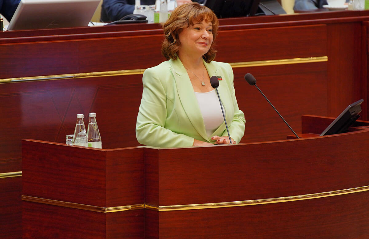 Кадровые сюрпризы от Госсовета РТ: Захарова – детский омбудсмен, Баксиков ушел в Минтруд