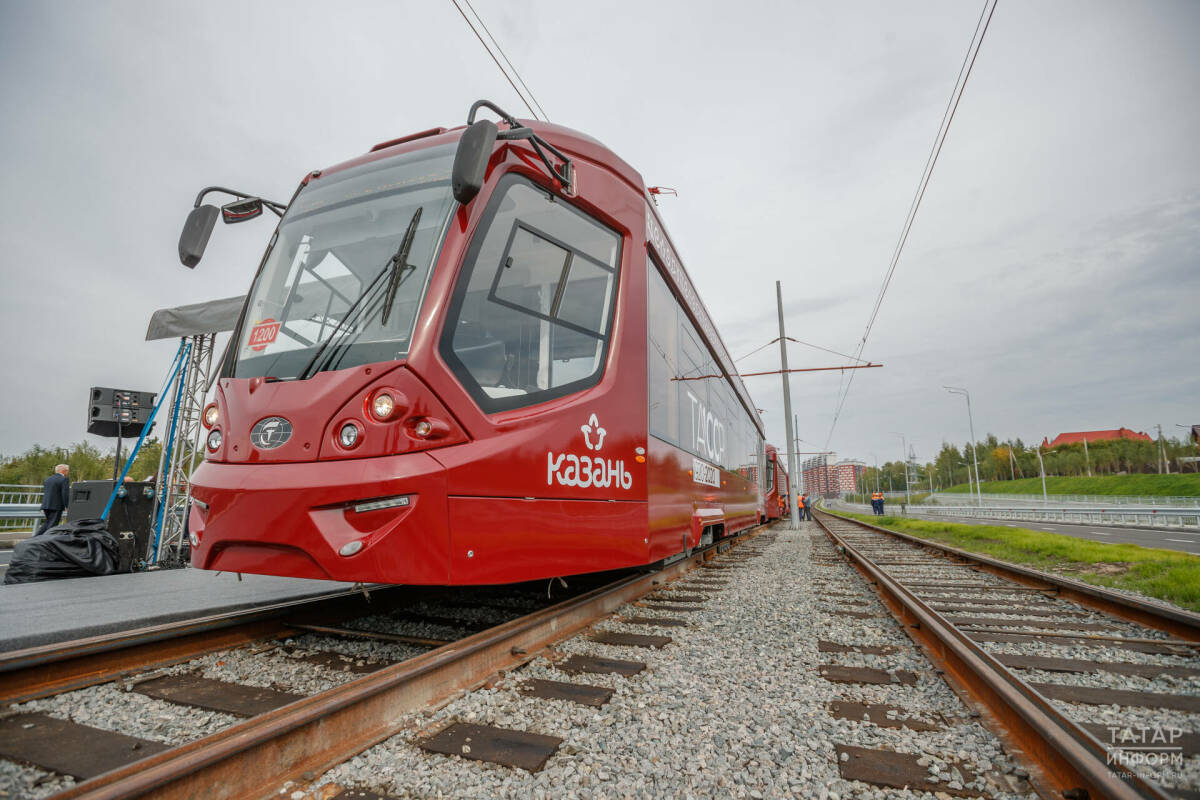 Автоэксперт Кадаков раскритиковал идею ужесточить наказание за выезд на трамвайные пути