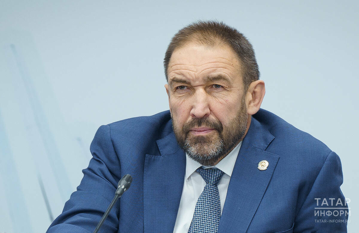 Песошин машина төзелеше комплексы хезмәткәрләрен һөнәри бәйрәмнәре белән котлады