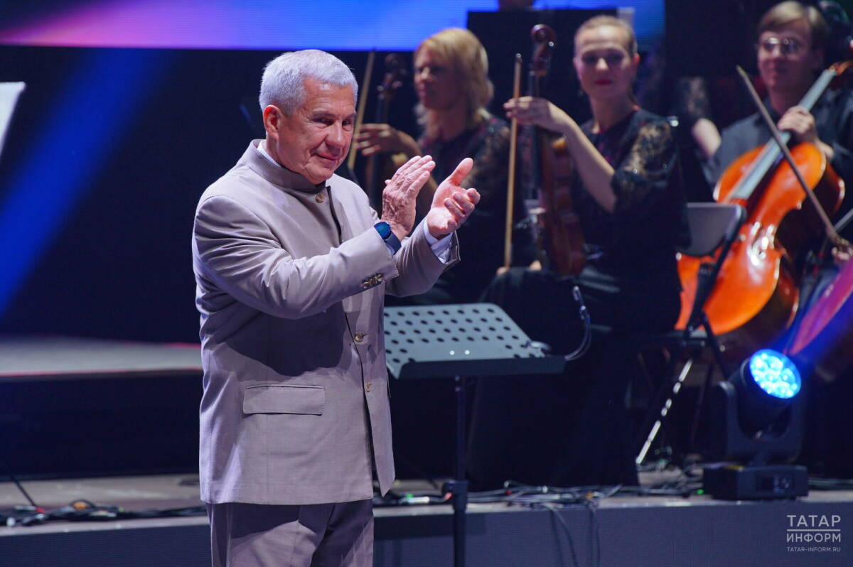 Минниханов: Символично, что КазНЦ РАН отмечает юбилей в Год защитника Отечества