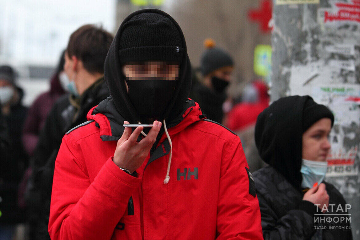 «Часто они знают, что работают на аферистов, но продолжают»: МВД о курьерах мошенников