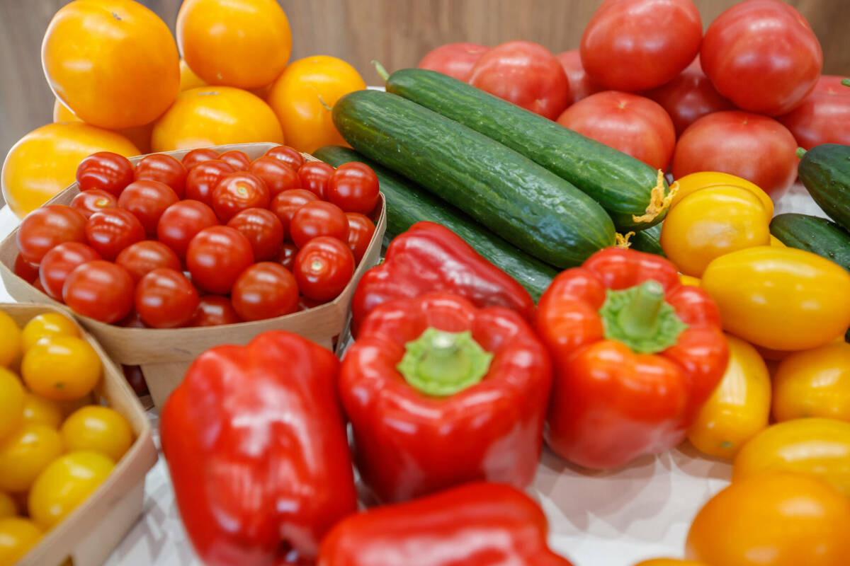 Эксперт Холод назвал овощи и фрукты, которые лучше покупать в сентябре