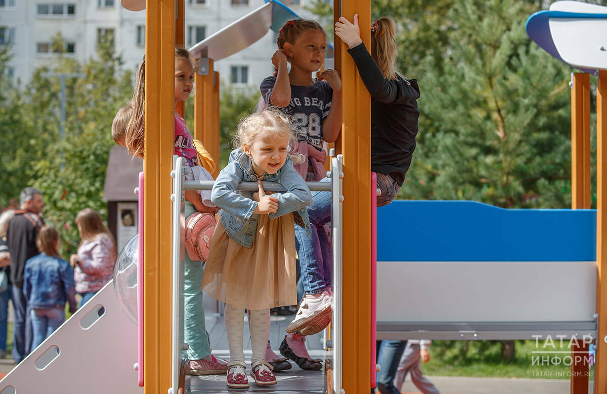 «Мечтала видеть из окна красоту»: как татарстанцы меняют дворы республики