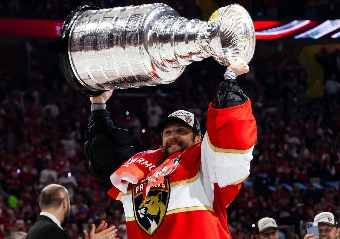 Четверо россиян в топ-10 вратарей НХЛ