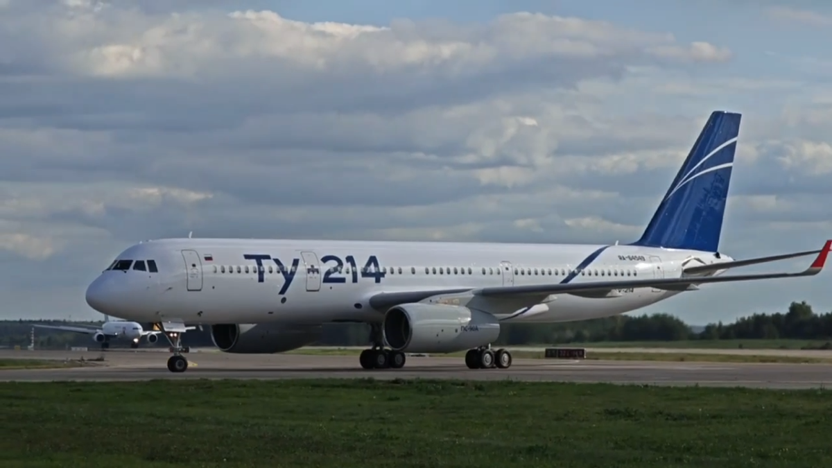 Авиаперевозчик Red Wings получил второй обновленный самолет Ту-214