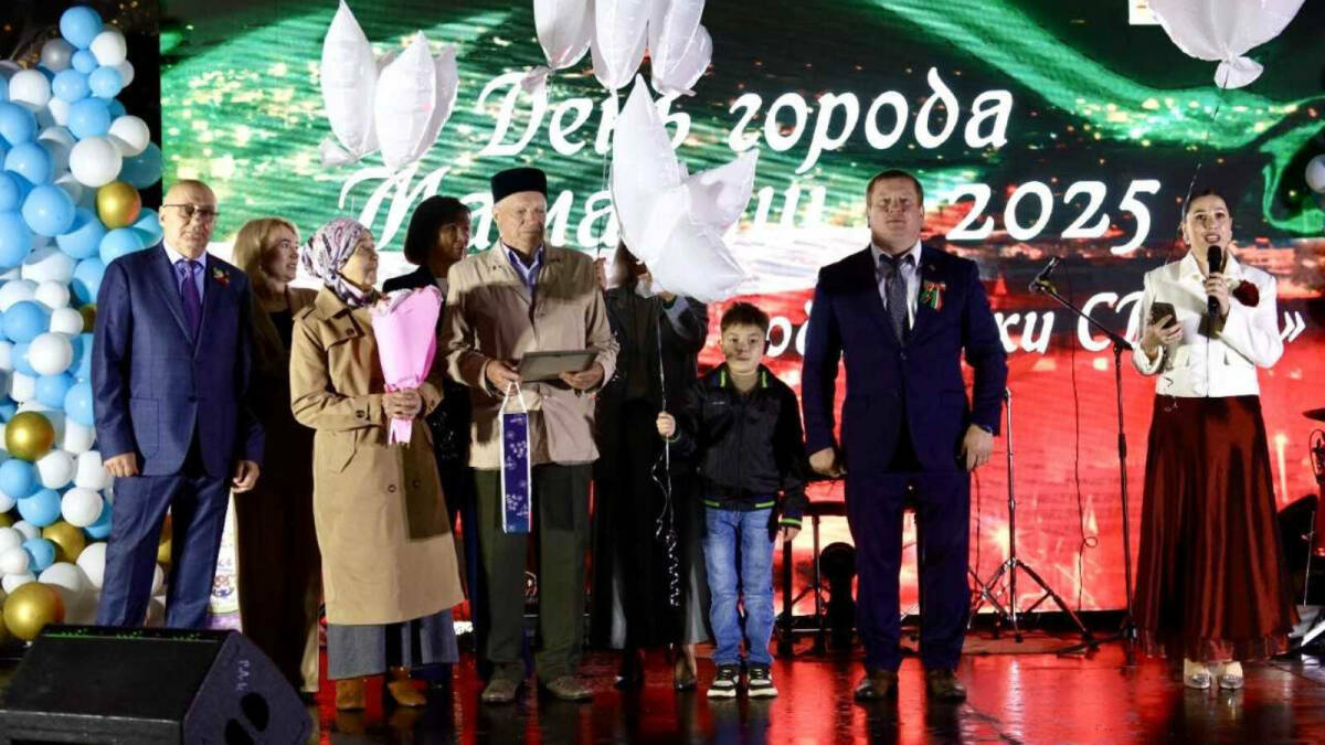 Семья Бабаниязовых из Мамадыша награждена медалью «За любовь и верность»