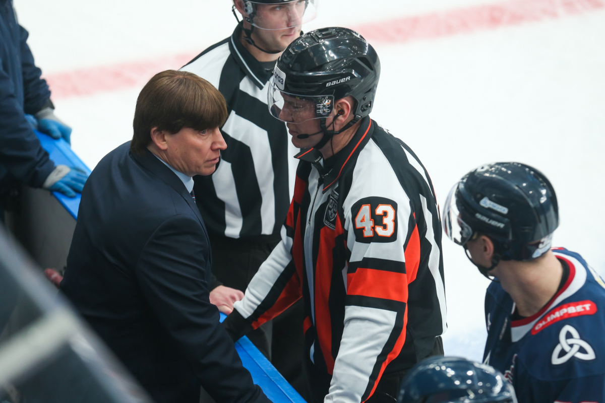 «Нефтехимик» во второй раз за сезон-2025/26 заявляет права на первую пятерку в турнирной таблице КХЛ. В отличие от предыдущих сезонов команда в чемпионате идет ровно без скачков и длительных серий поражений. За счет чего нижнекамцы удерживаются на верху - в материале «ТИ-Спорта».