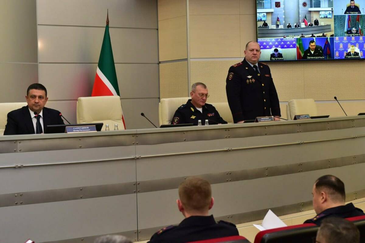 В Татарстане представили нового замминистра внутренних дел Дениса Дзьоника