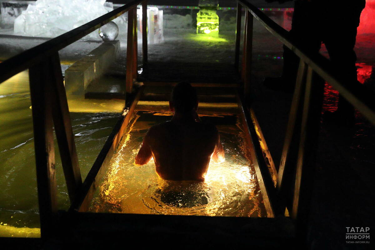 Врач о купании на Крещение: «Человек переохлаждается не в воде, а выйдя из нее»