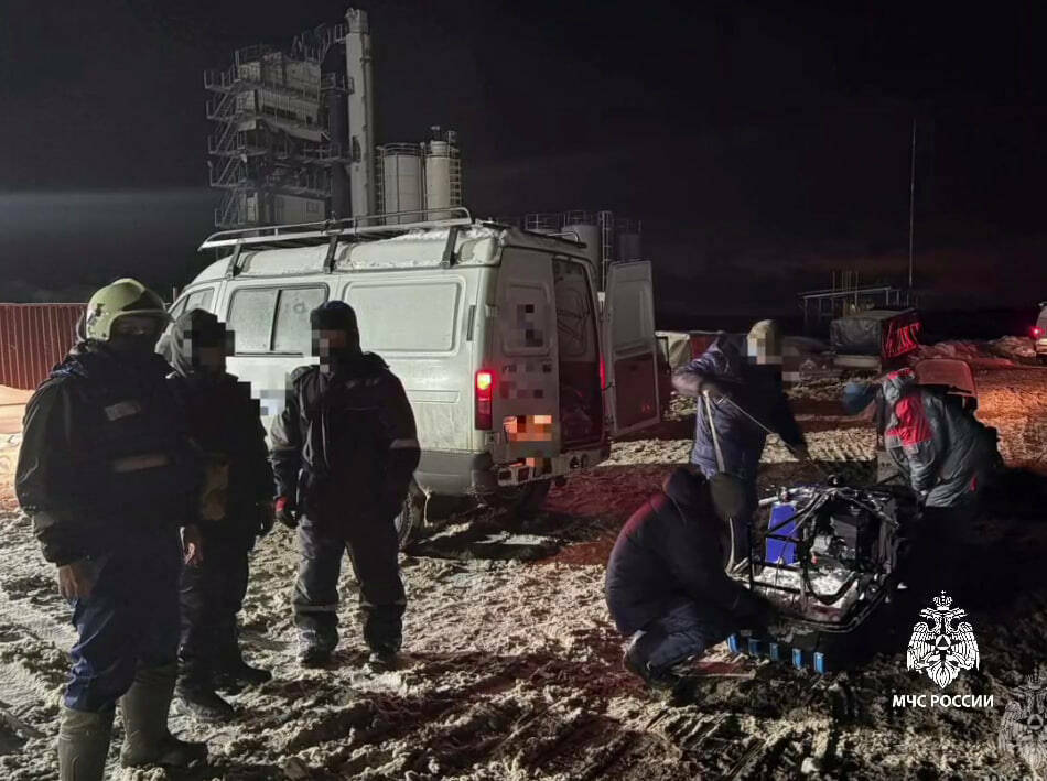 Спасатели в РТ отыскали бригаду электриков-аварийщиков, застрявших в заснеженном поле