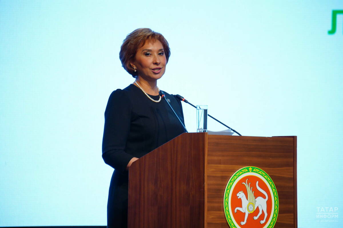 Эльмира Зарипова: «Татарстан лидирует в ПФО по уровню оплаты труда»