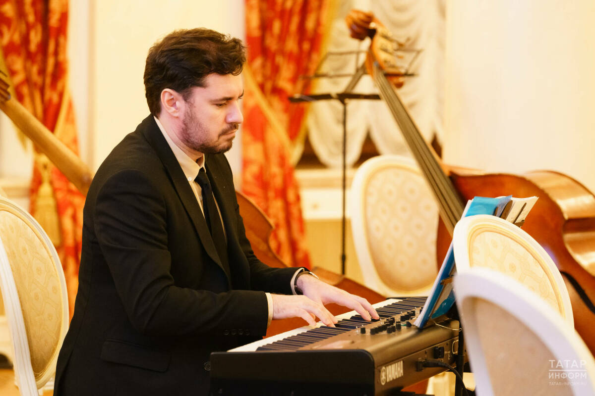 У композитора Эльмира Низамова вышел альбом симфонической музыки на фирме «Мелодия»