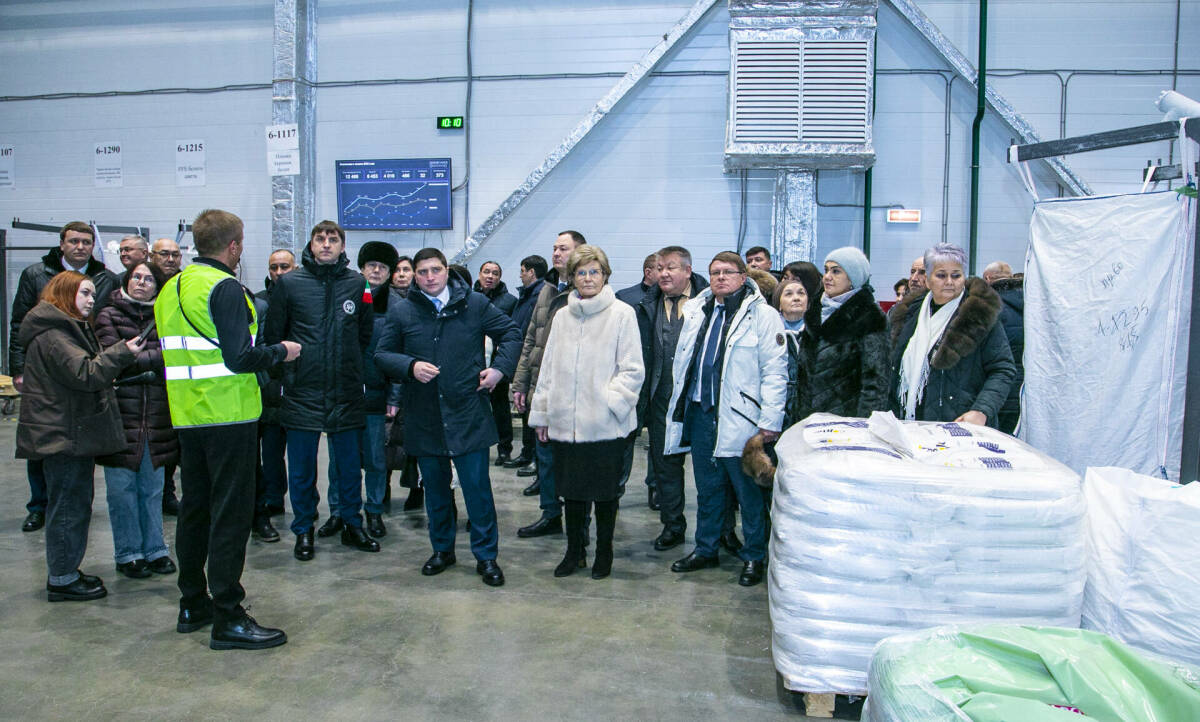 Рабочие места и кузница кадров: выездное заседание «Единой России» провели в Нижнекамске