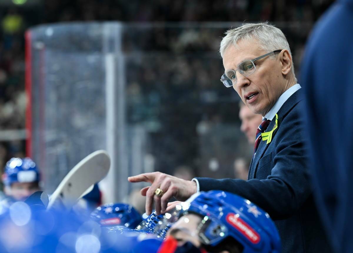 «Во всех бедах у него виноват тот или иной игрок». Плющев раскритиковал Игоря Ларионова