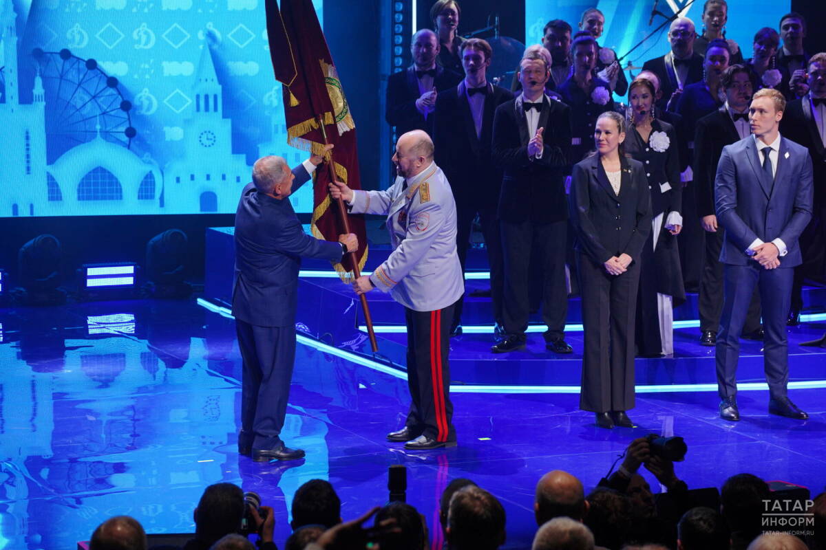 Рустам Минниханов наградил «Динамо» РТ орденом «За заслуги перед Республикой Татарстан»