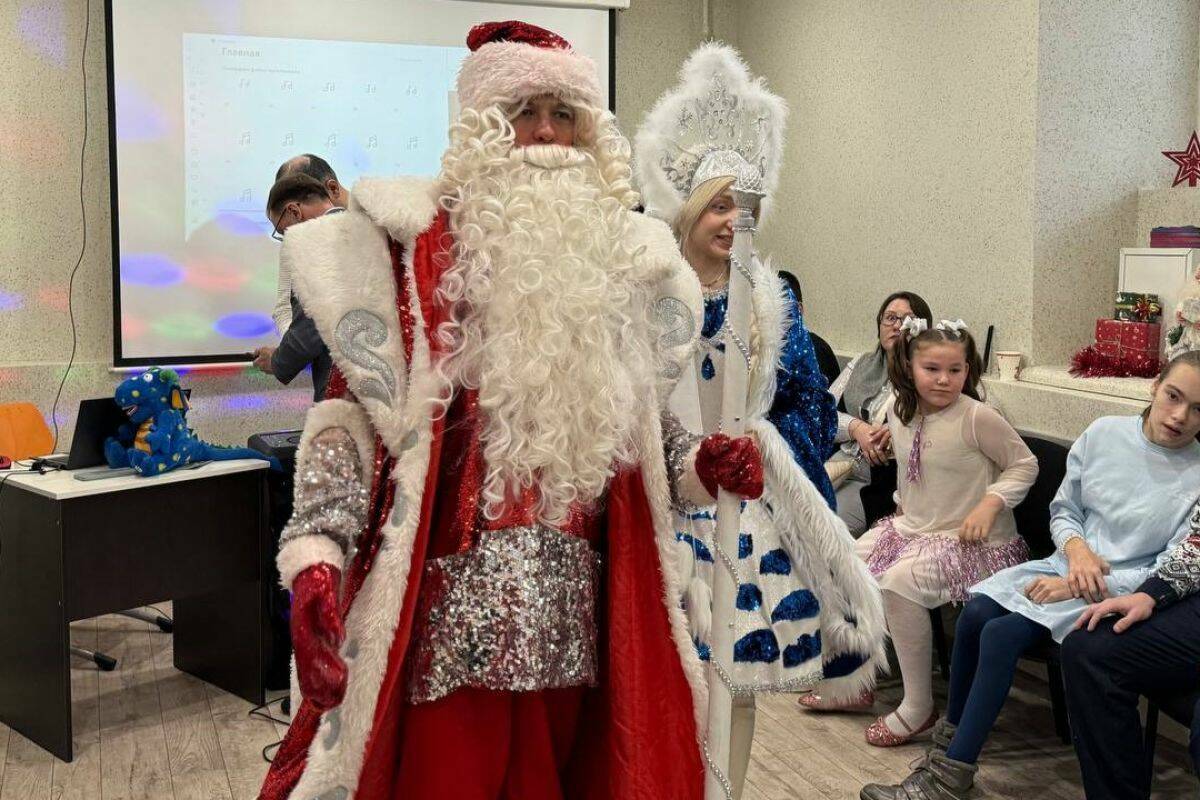 Новогодний праздник для детей с ОВЗ организовали в Казани