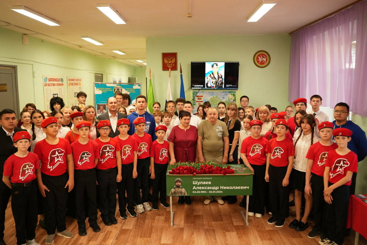 В Высокогорском районе торжественно открыли «Парту Героя»