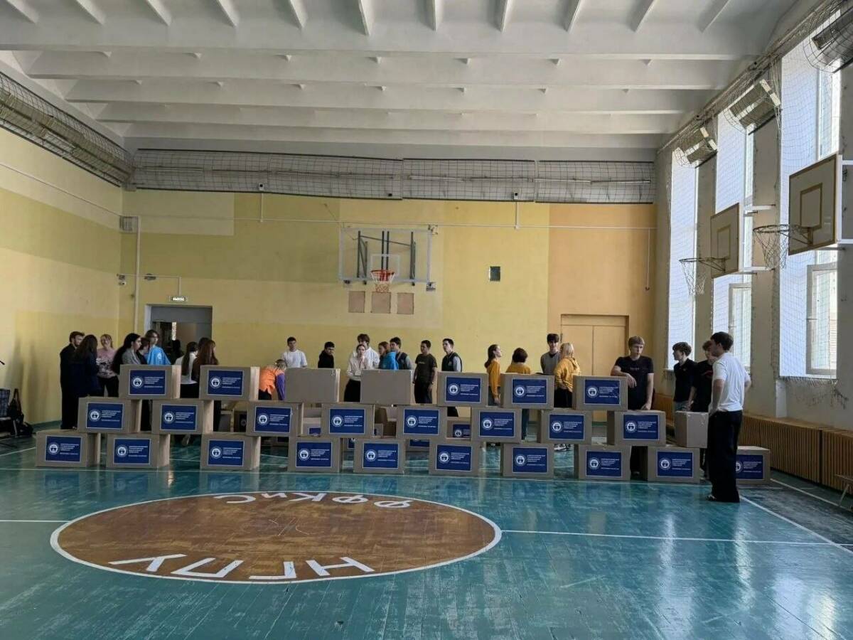Студенты и преподаватели педвуза Челнов собрали около тонны гуманитарной помощи