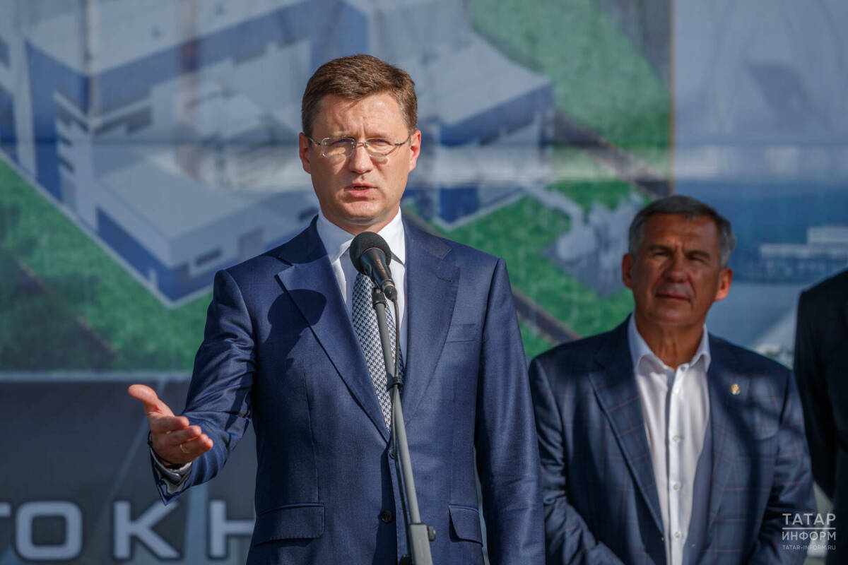 Новак допустил, что объем поставок российского дизеля снизится из-за атак БПЛА