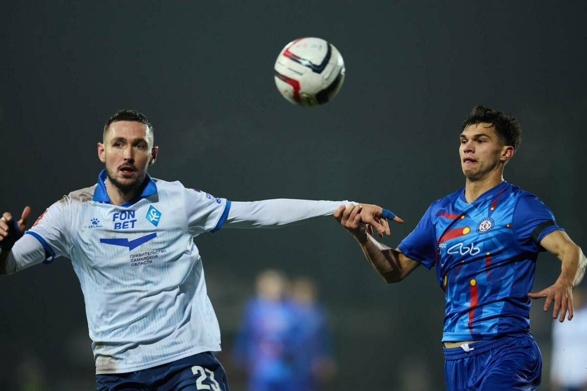 Товарищеский матч между КАМАЗом и «Крыльями Советов» был прерван из-за драки