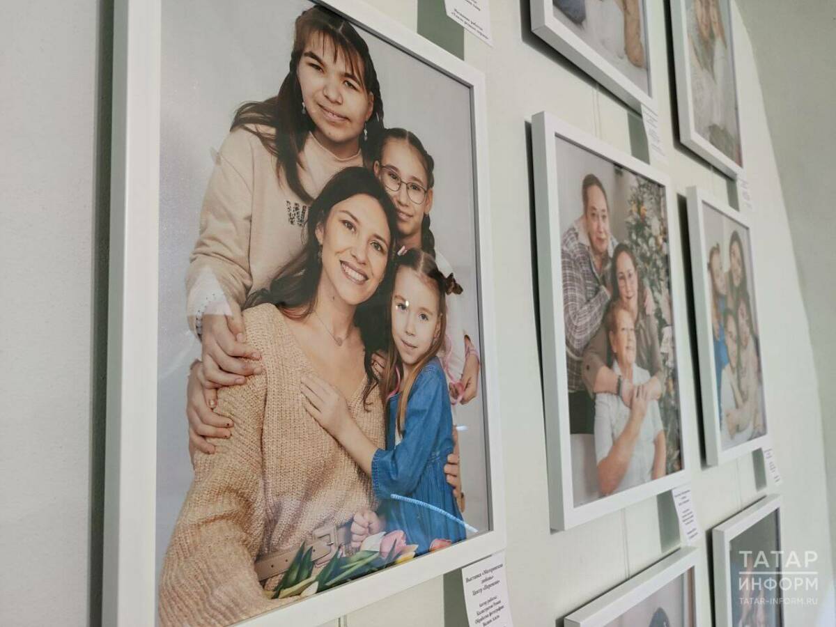 В Музее Благовещенского собора открылась выставка фотографий, которые сделали дети с ОВЗ