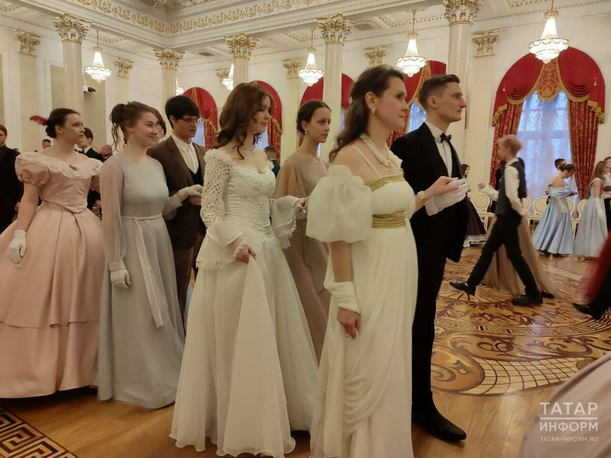 В Казанской ратуше начался традиционный XII Сретенский бал