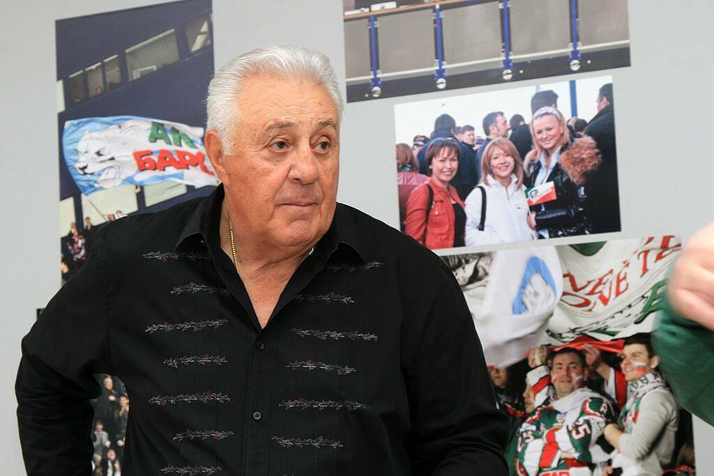 Фил Эспозито назвал позором недопуск сборной России на Олимпиаду в Италии